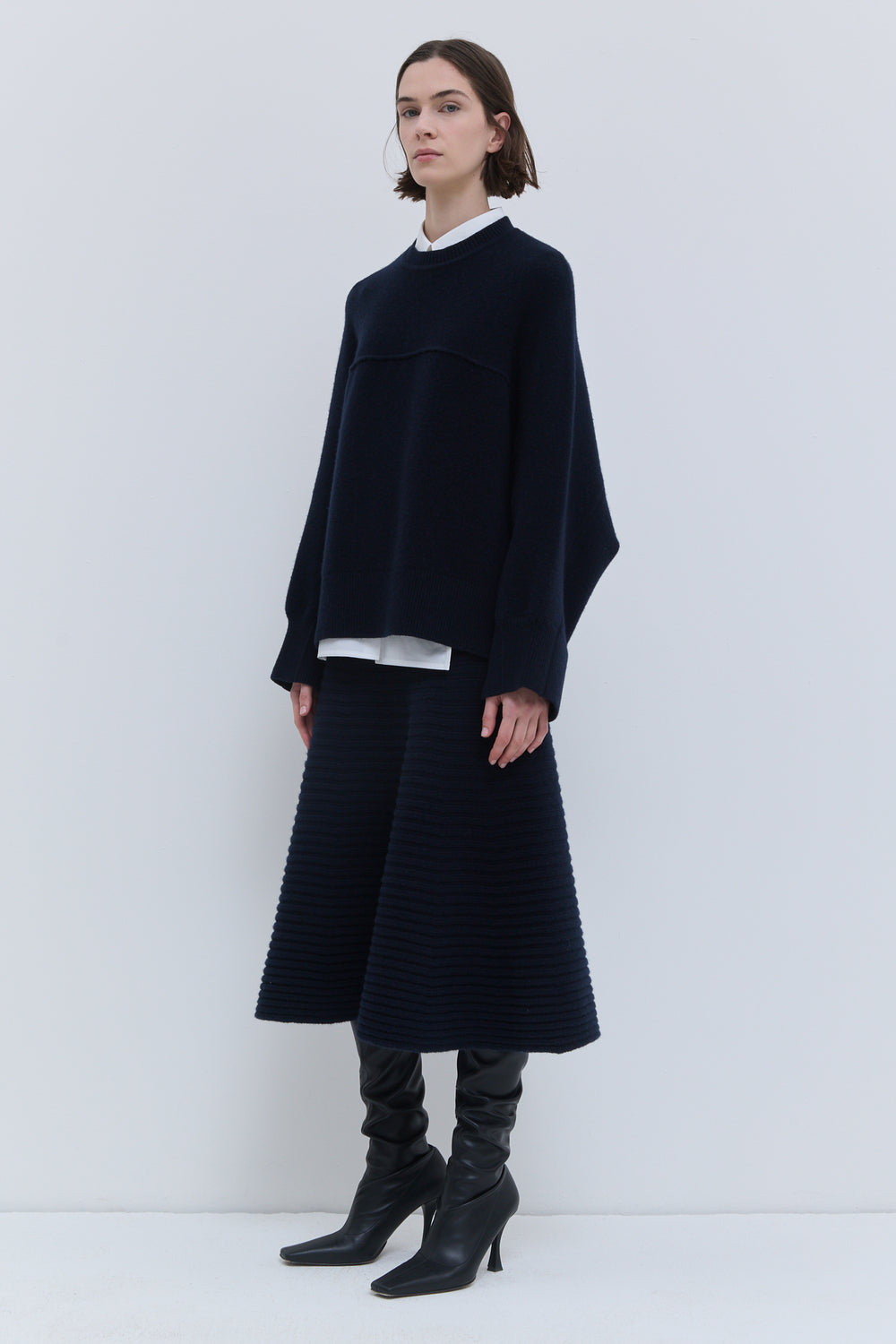 Christian Wijnants Kikki dark marine sweater with rounded sleeves