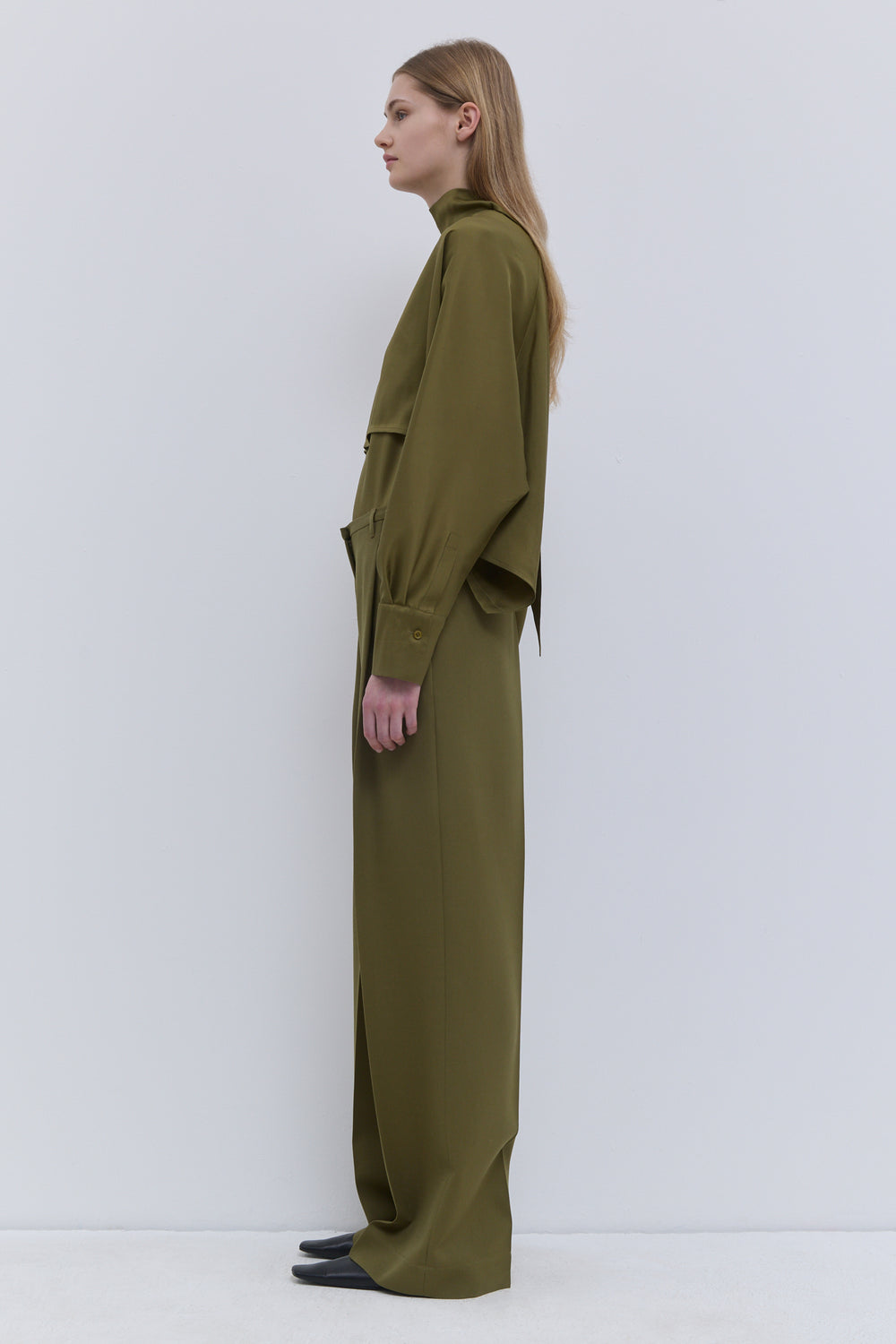 Christian Wijnants Pamira tailored wide-leg trousers in olive green 100% virgin wool
