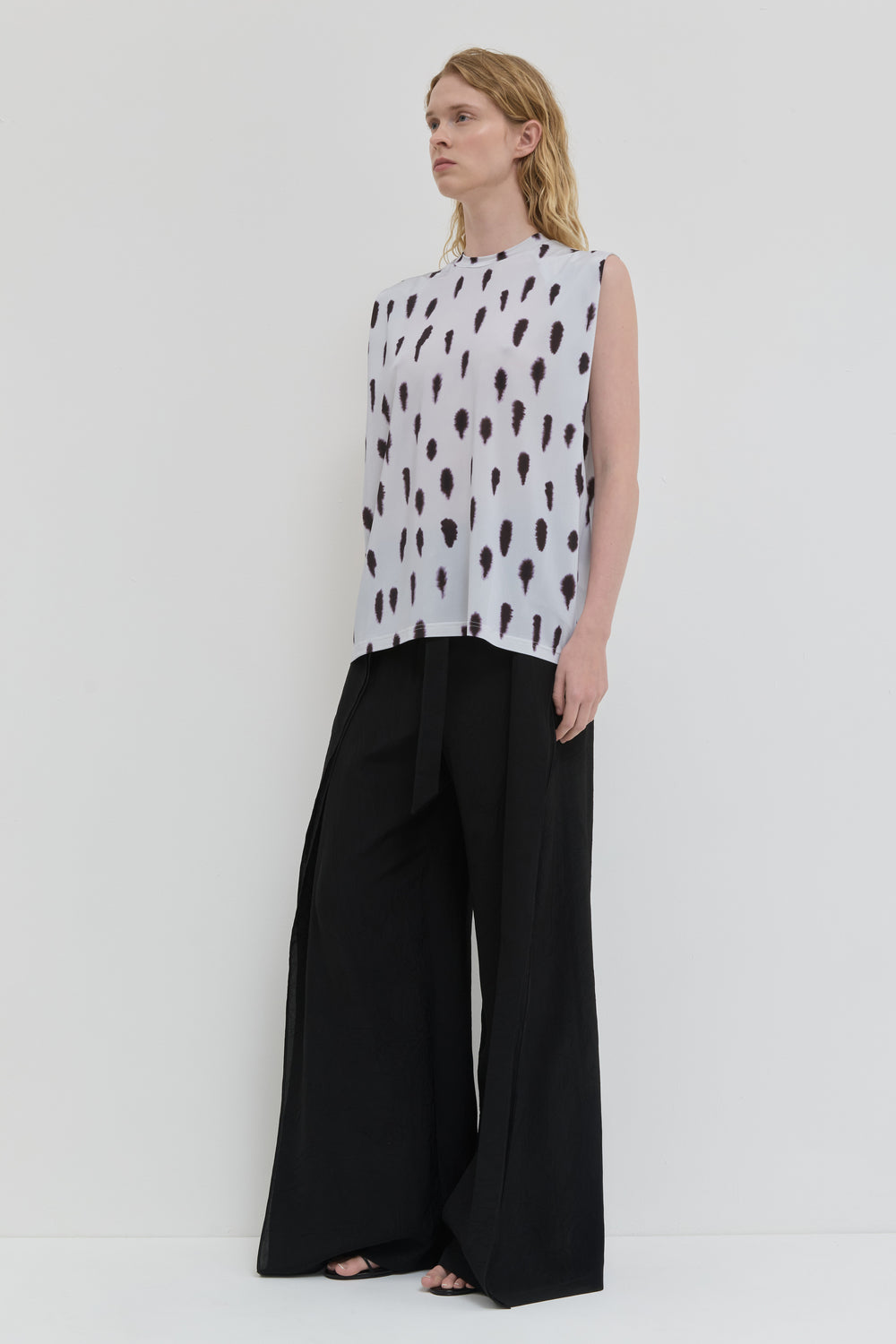 Tabansir Sleeveless Top