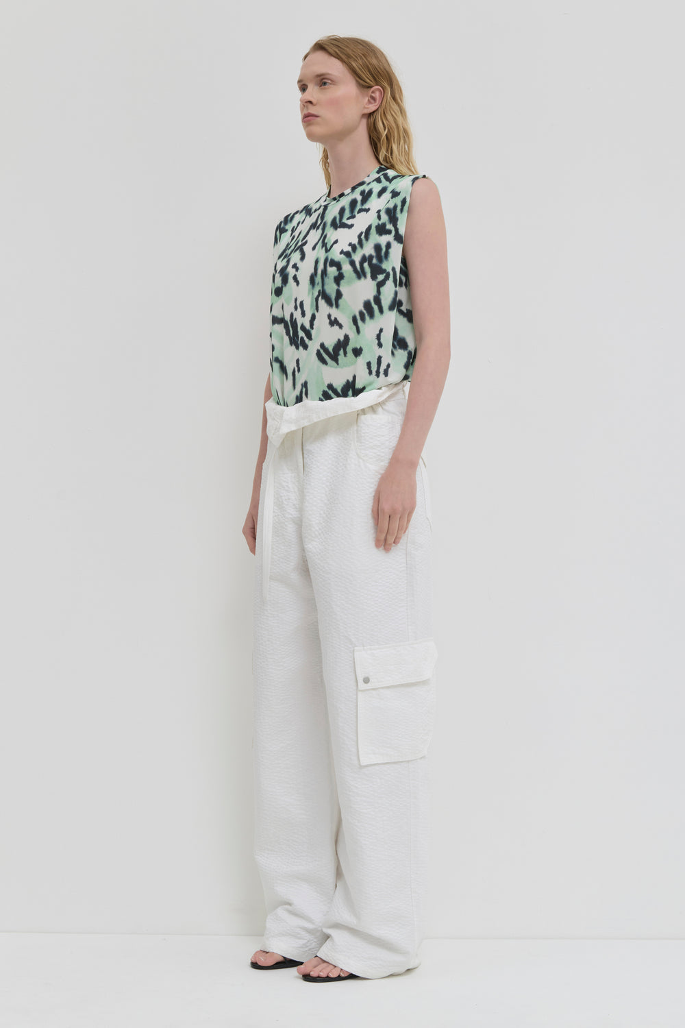 Tabansir Sleeveless Top